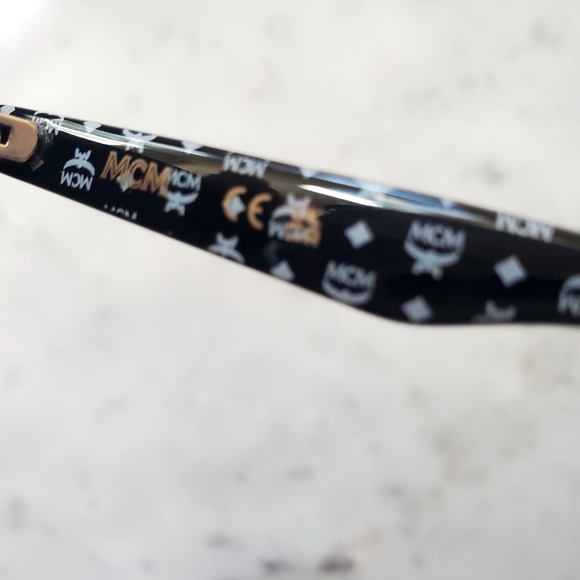 MCM Black Women Sunglasses 56mm - Picture 4 of 6